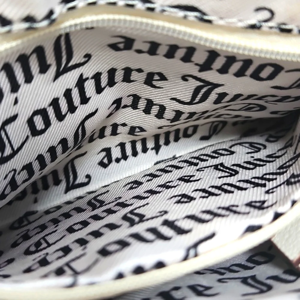 New! Juicy Couture Cream Heart Crossbody Bag